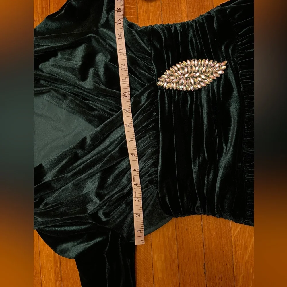 Holiday party dress - Picture 7 of 8